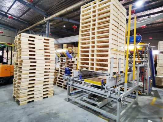自動ストリングパレット組み立て機 ソーダブロック パレット釘付け機 EURO 木製パレット釘付け機