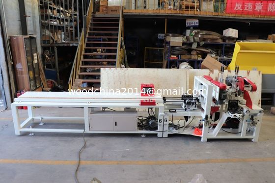 直接販売 木製パレット製作機械 パレット足釘付け機械 自動木製パレットブロック切断機械