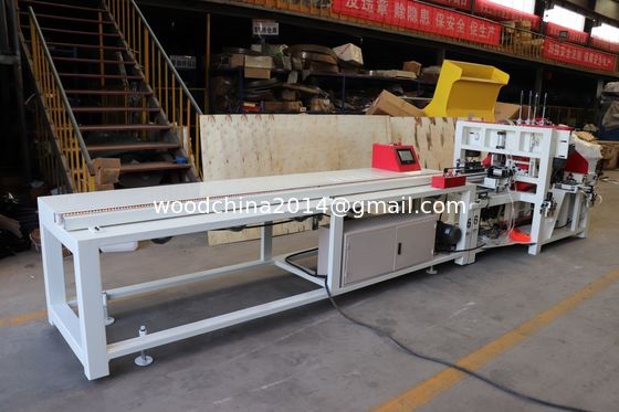 7.5KW 自動 CNC 木製パレット 脚 ピア 製造 機械 40-120MM 厚さ 40-100MM 幅